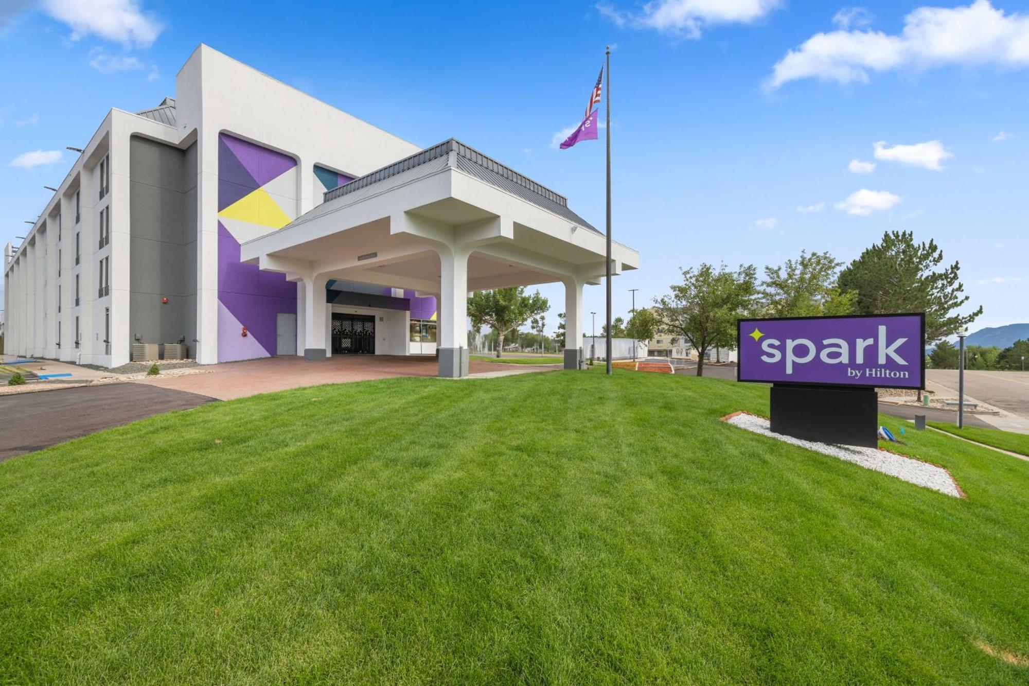 Spark By Hilton Colorado Springs I 25 Central Exteriör bild